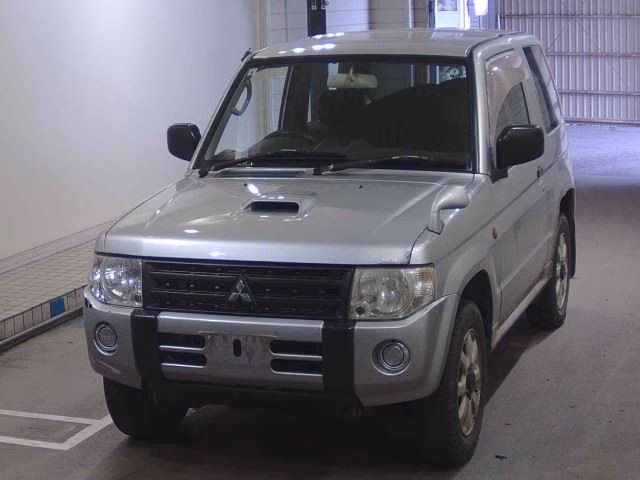 MITSUBISHI PAJERO MINI