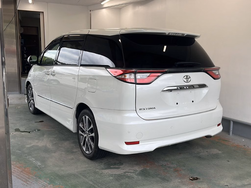 TOYOTA ESTIMA