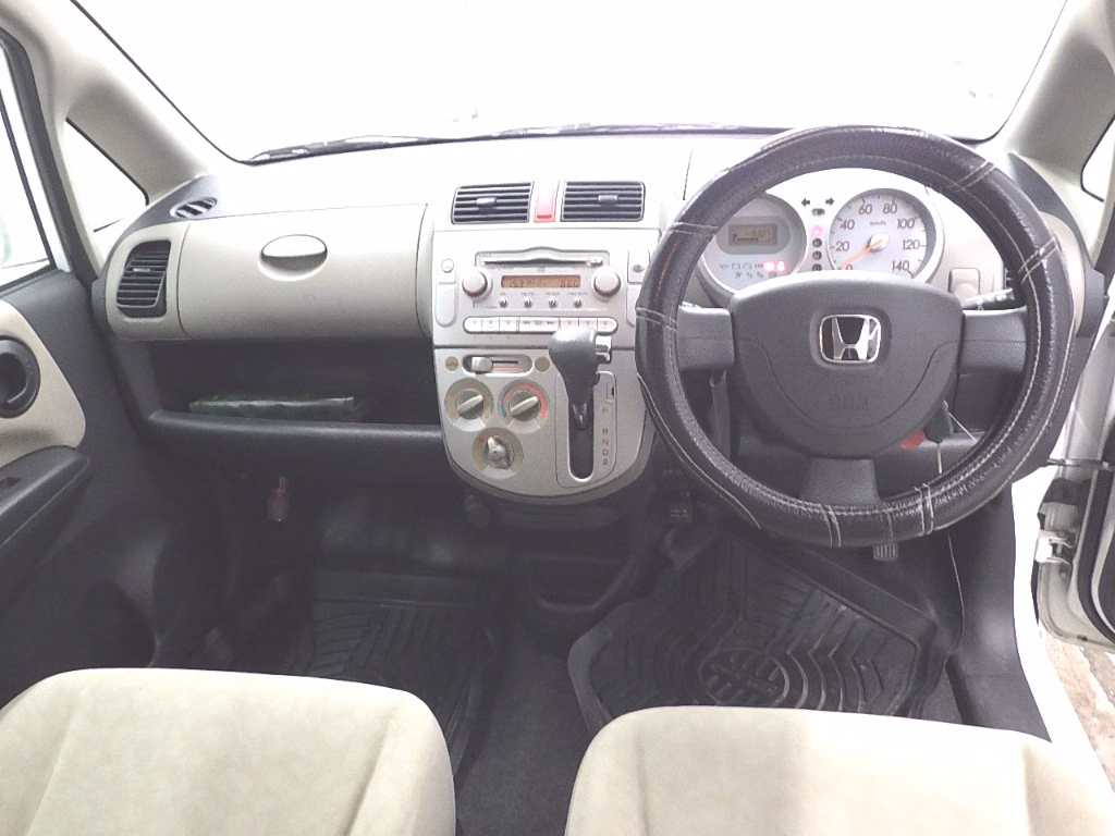HONDA LIFE