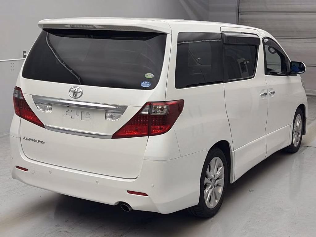 TOYOTA ALPHARD
