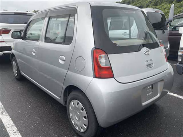 DAIHATSU ESSE
