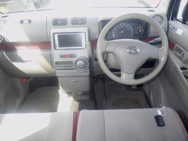 DAIHATSU MOVE CONTE