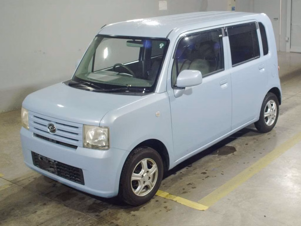 DAIHATSU MOVE CONTE