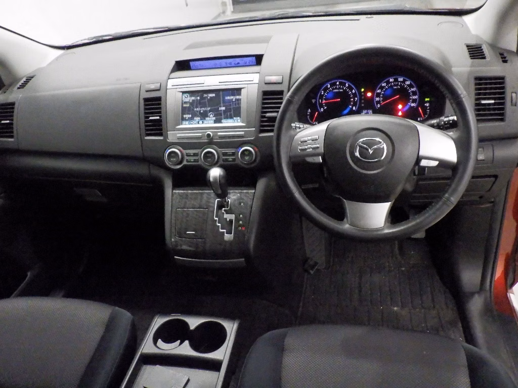 MAZDA MPV