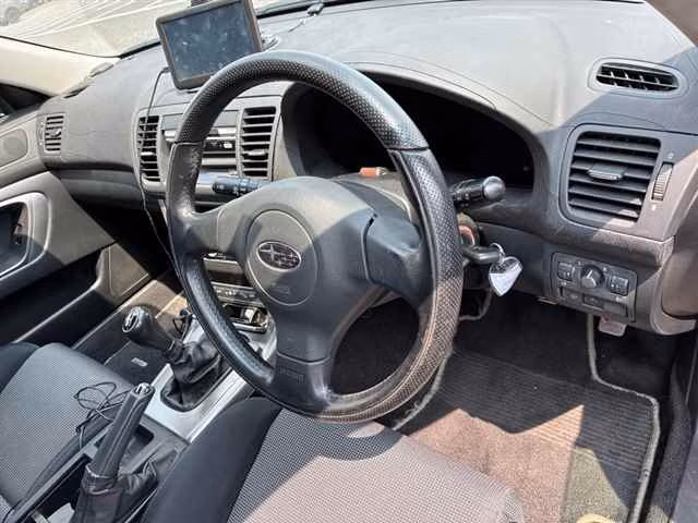 SUBARU LEGACY B4