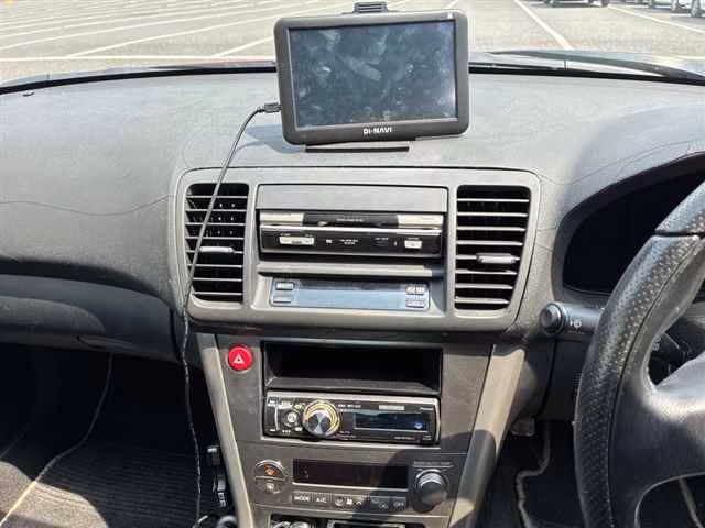 SUBARU LEGACY B4