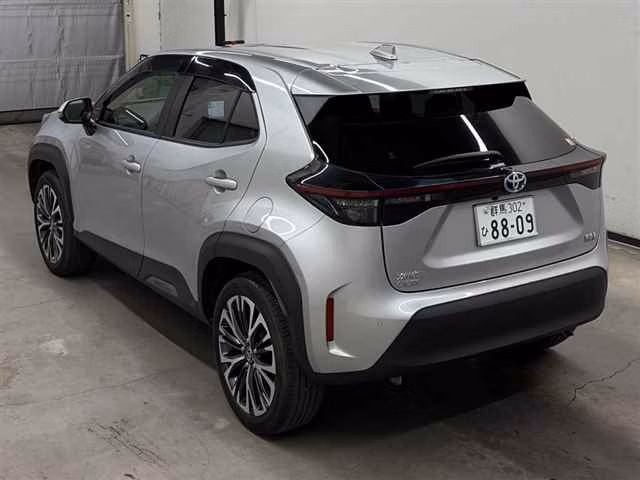 TOYOTA YARIS CROSS
