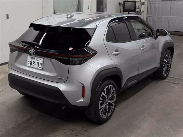 TOYOTA YARIS CROSS