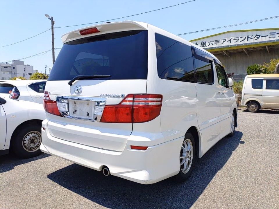 TOYOTA ALPHARD