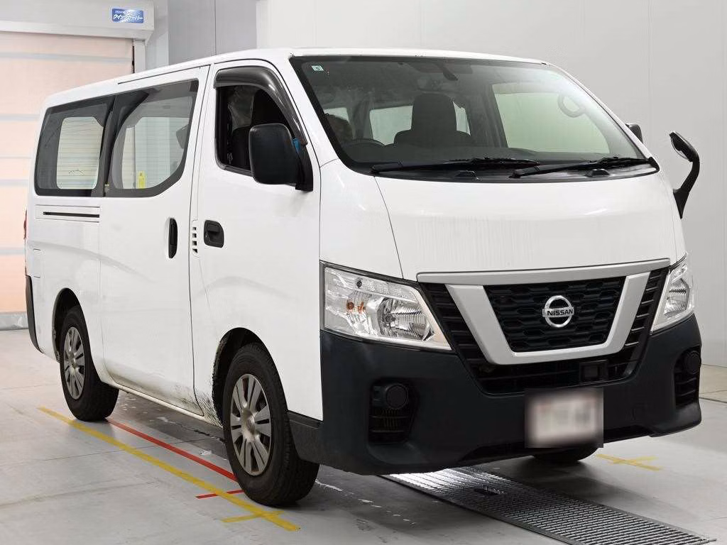 NISSAN NV350 CARAVAN