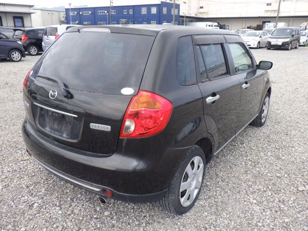 MAZDA VERISA