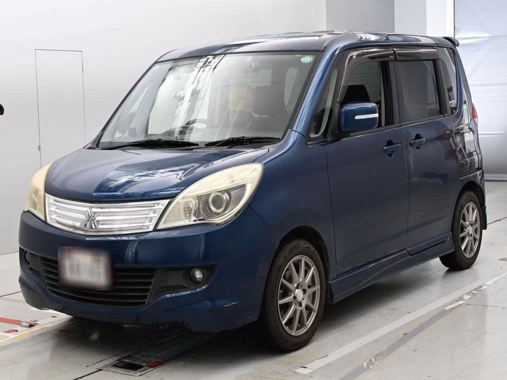 MITSUBISHI DELICA D:2