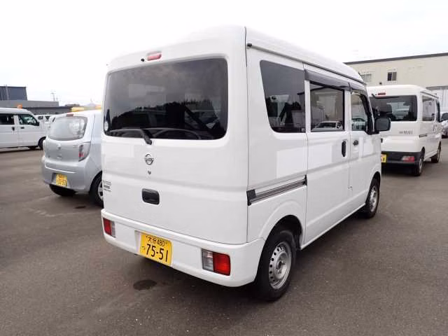 NISSAN NV100 CLIPPER