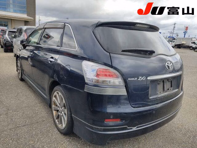 TOYOTA MARK X ZIO