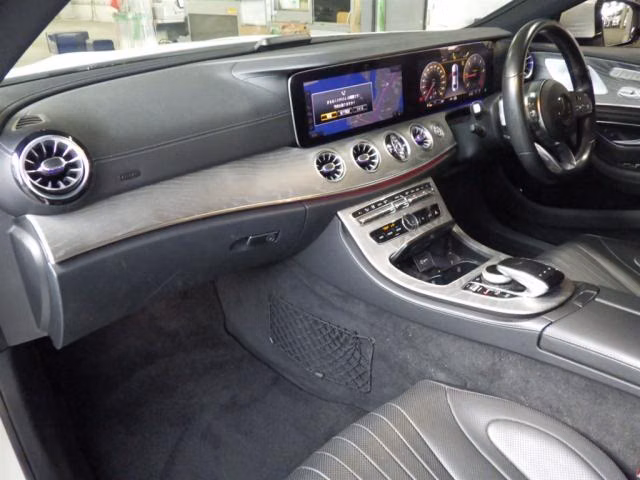 MERCEDES-BENZ CLS-CLASS