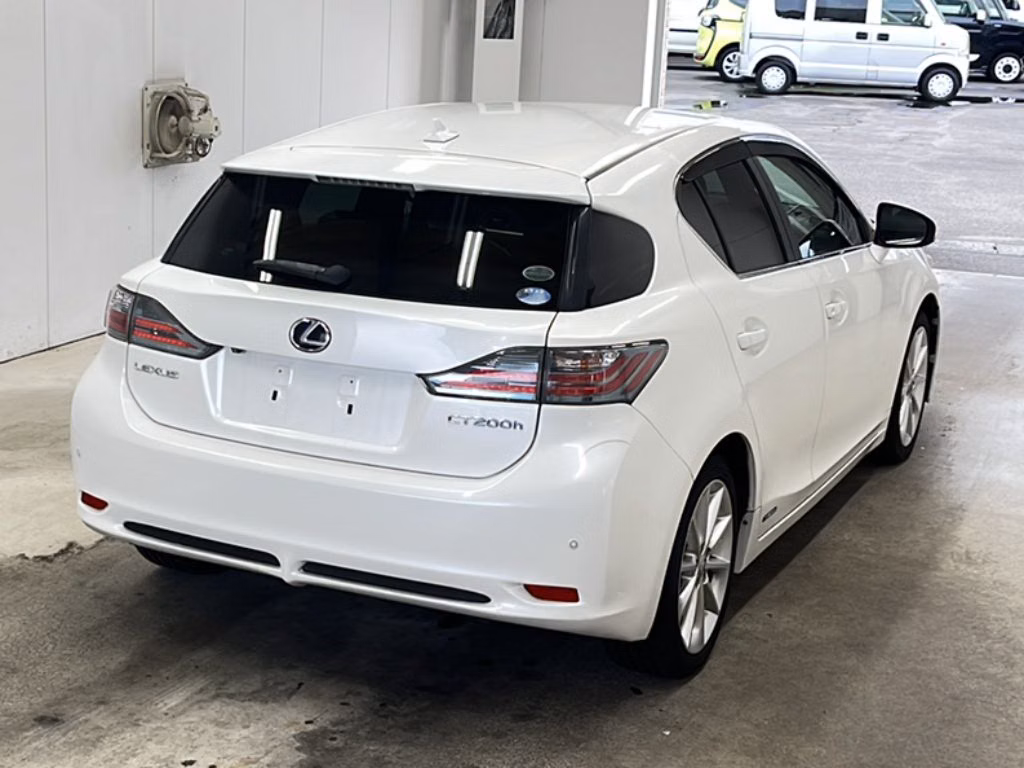 LEXUS CT200H