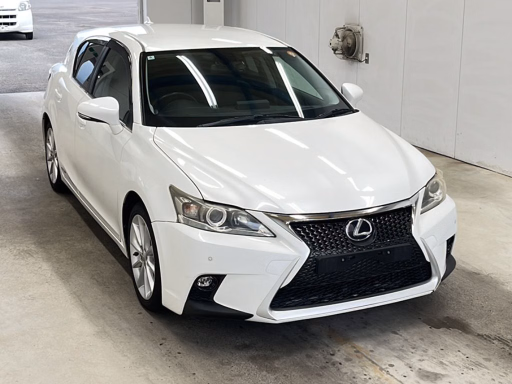 LEXUS CT200H