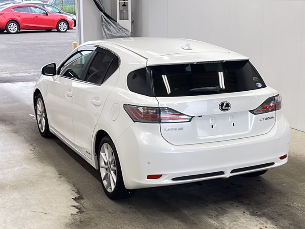 LEXUS CT200H