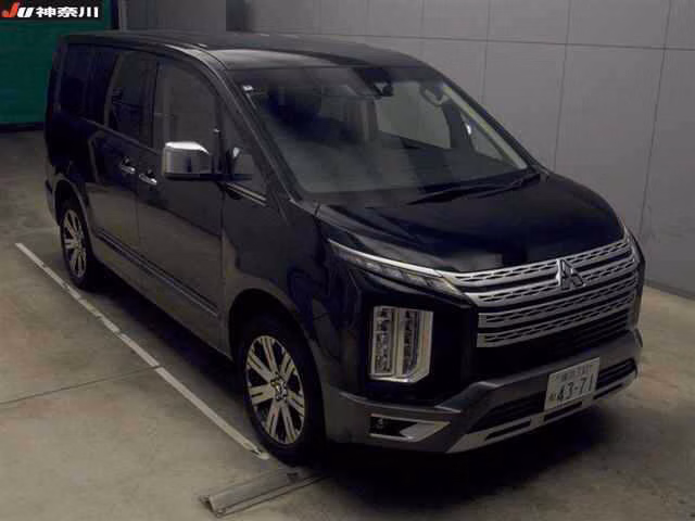 MITSUBISHI DELICA D:5
