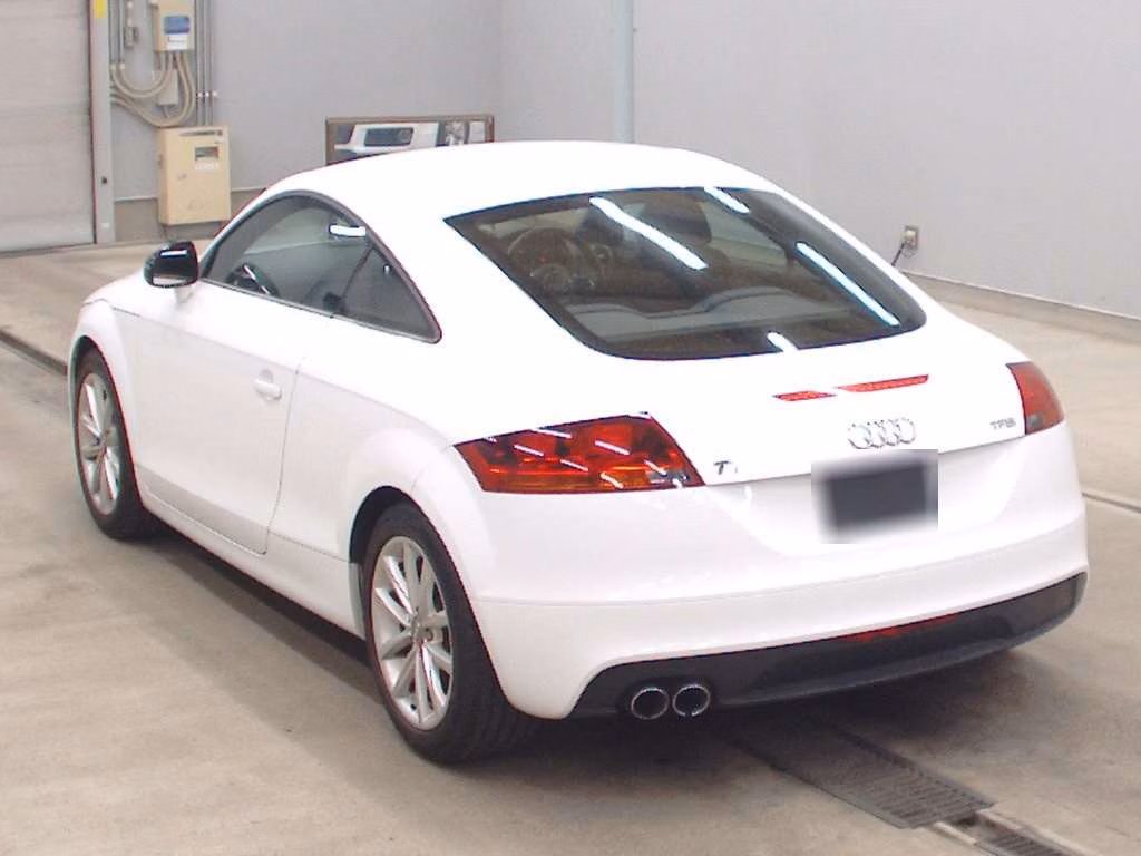 AUDI TT