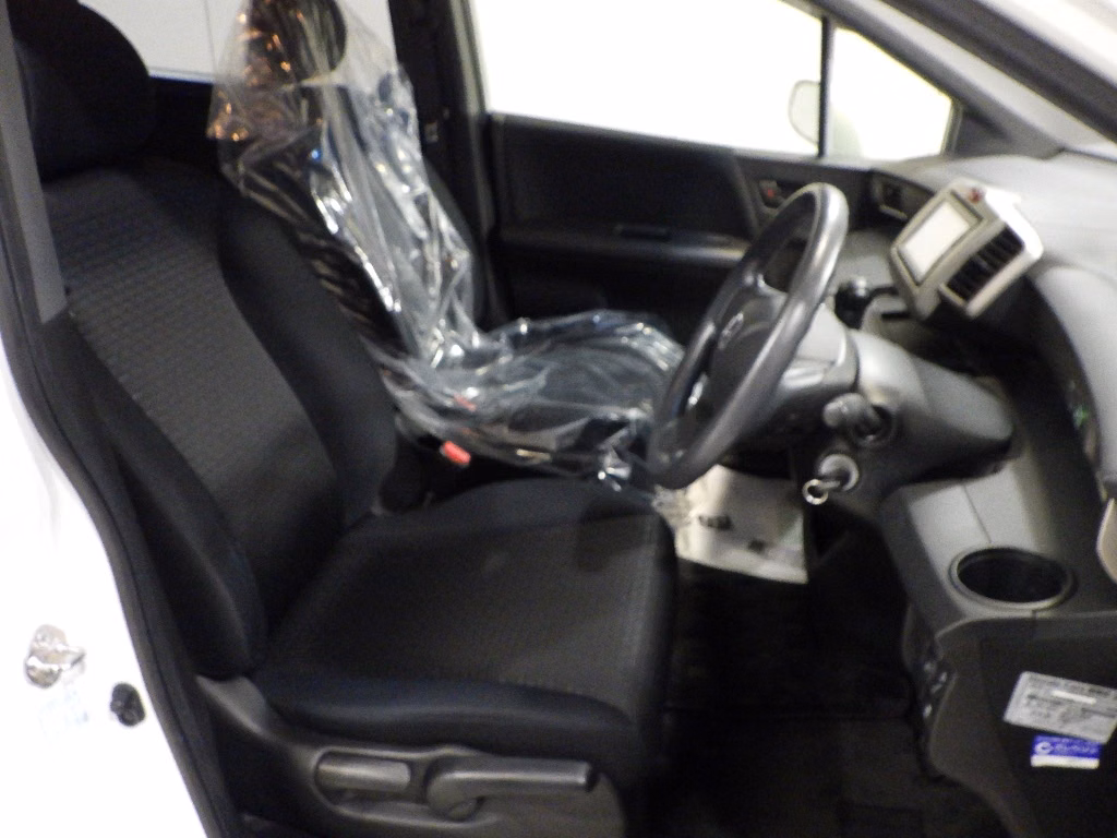 HONDA FREED SPIKE