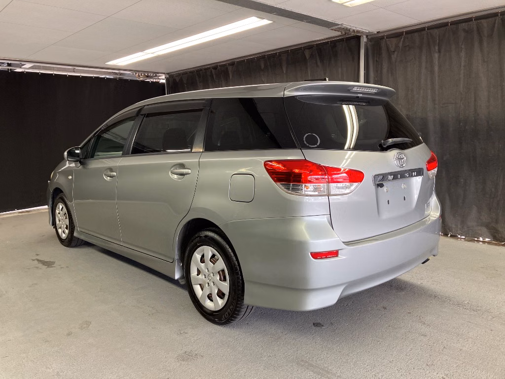 TOYOTA WISH
