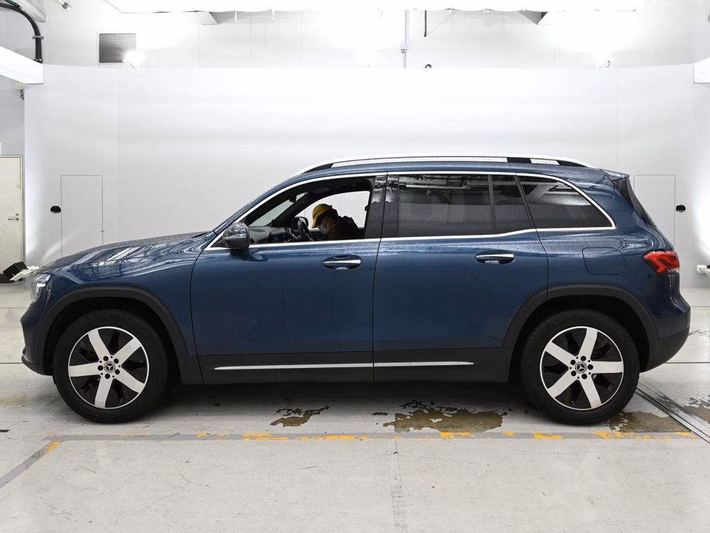 MERCEDES-BENZ GLB-CLASS
