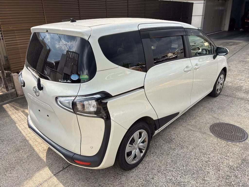 TOYOTA SIENTA