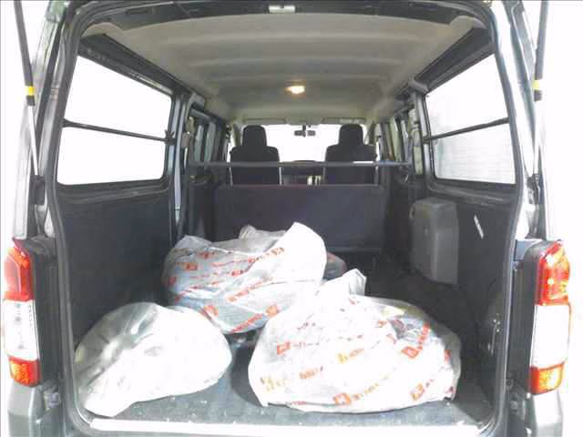 NISSAN NV350 CARAVAN
