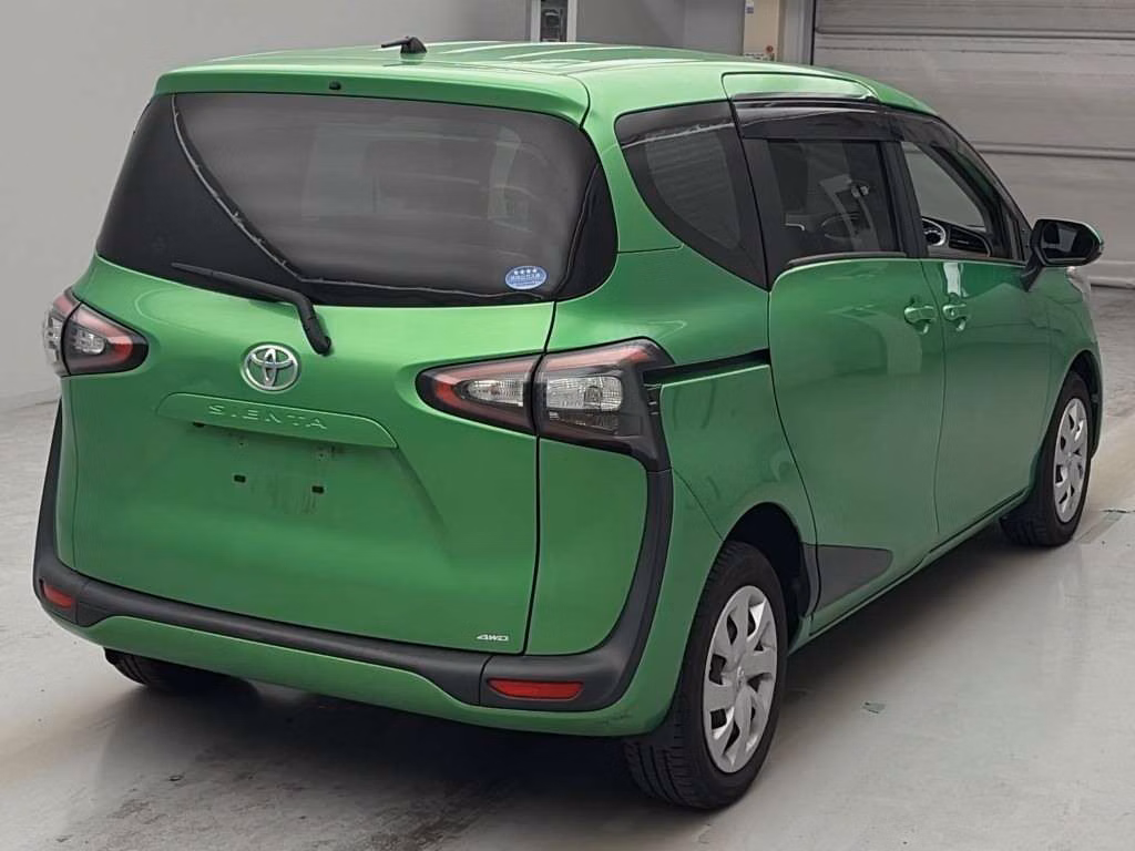 TOYOTA SIENTA