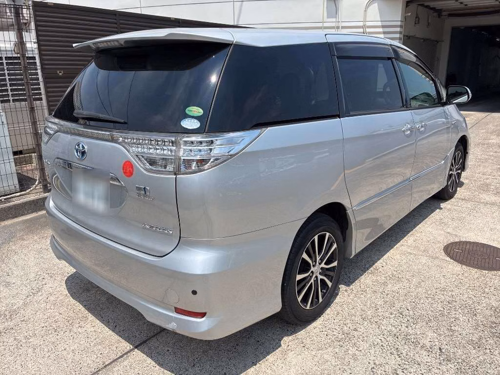 TOYOTA ESTIMA