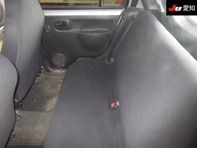 DAIHATSU ESSE