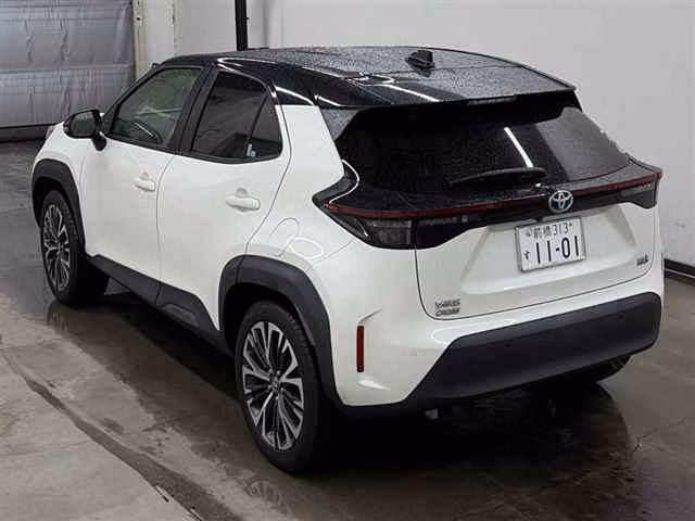 TOYOTA YARIS CROSS