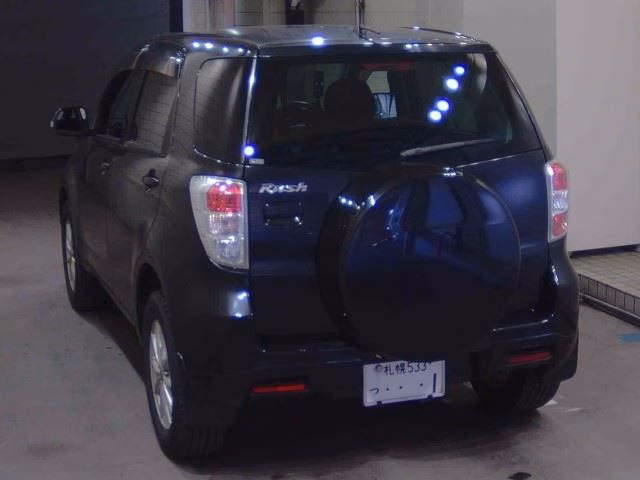 TOYOTA RUSH