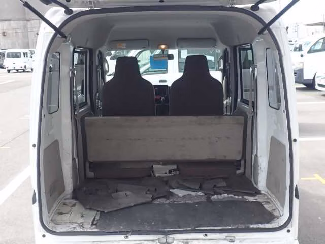 NISSAN NV100 CLIPPER