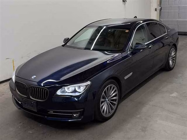 BMW 7-SERIES