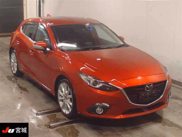 MAZDA AXELA