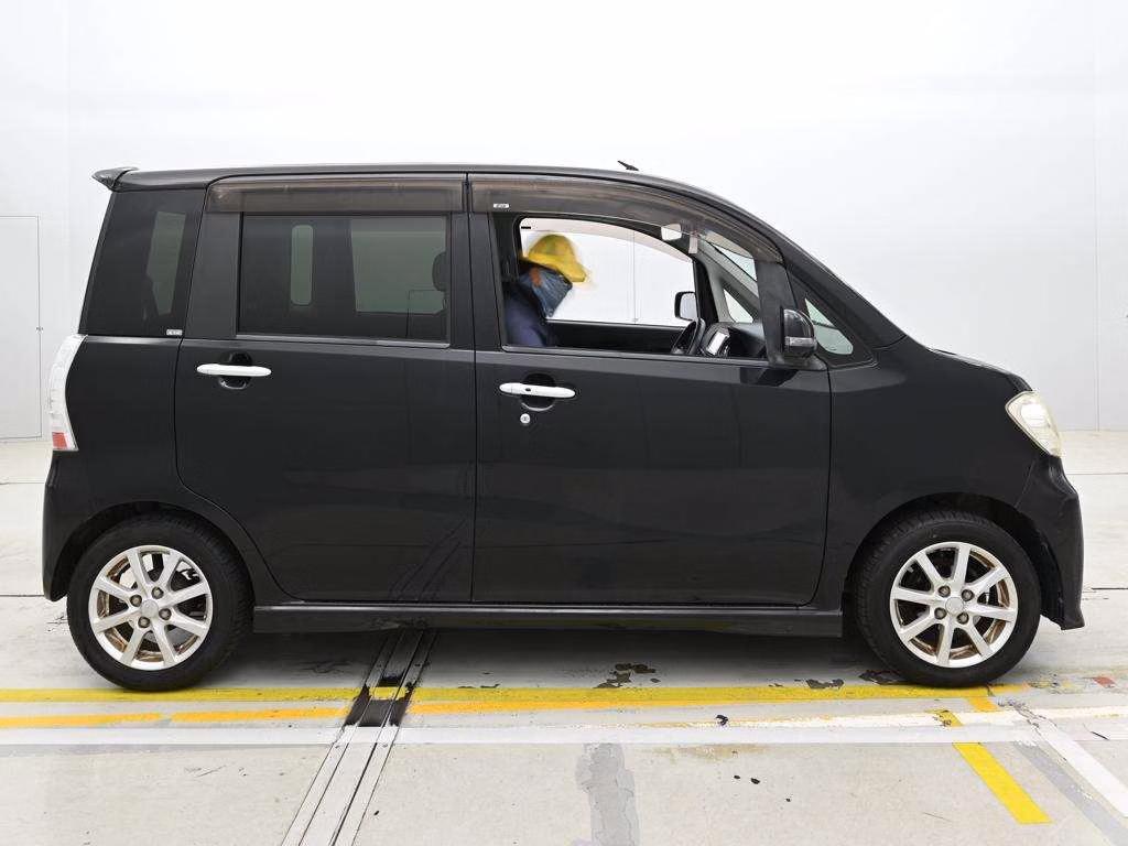 DAIHATSU TANTO EXE