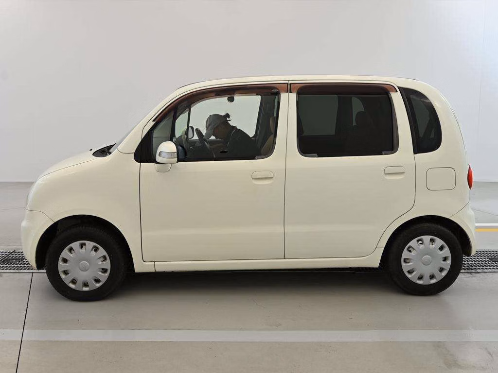 DAIHATSU MOVE LATTE