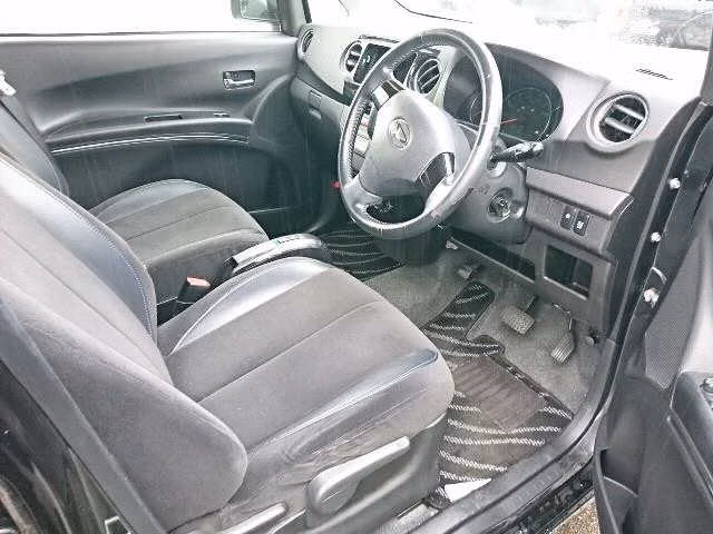 DAIHATSU TANTO EXE