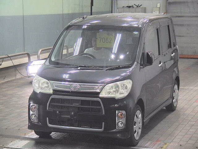 DAIHATSU TANTO EXE