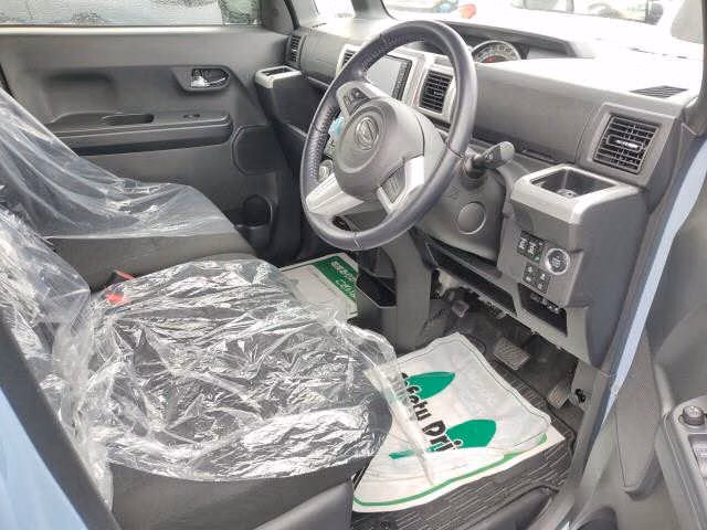 DAIHATSU WAKE