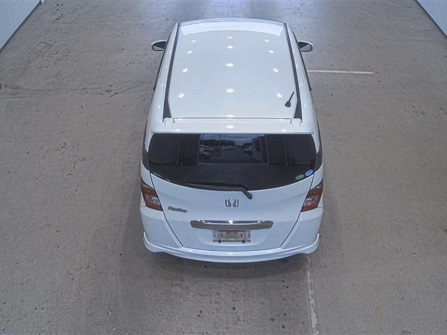 HONDA FREED SPIKE