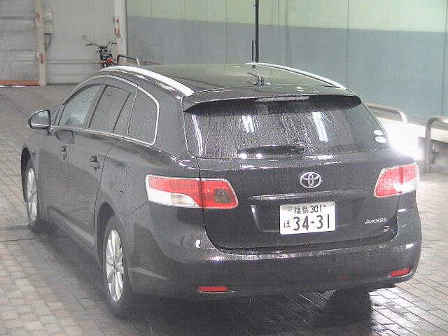 TOYOTA AVENSIS