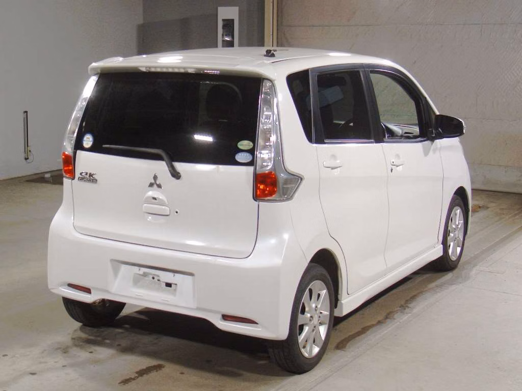 MITSUBISHI EK CUSTOM