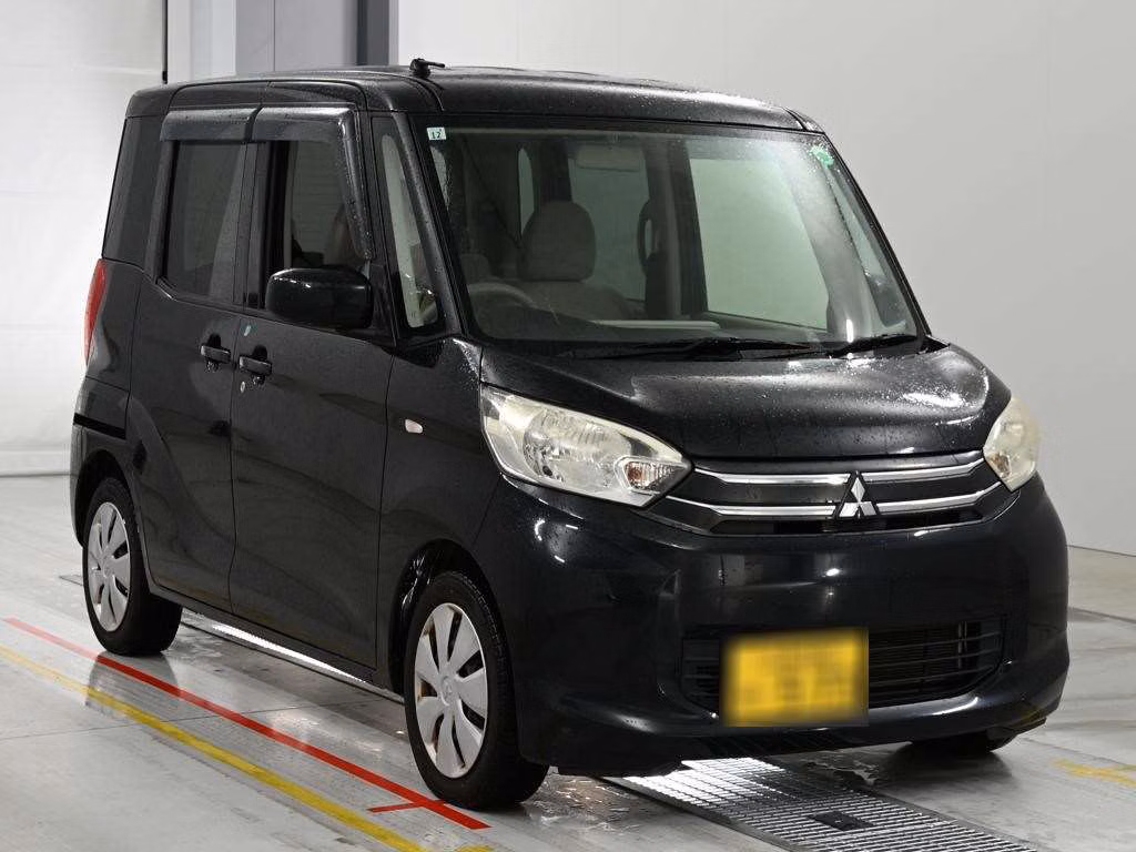 MITSUBISHI EK SPACE