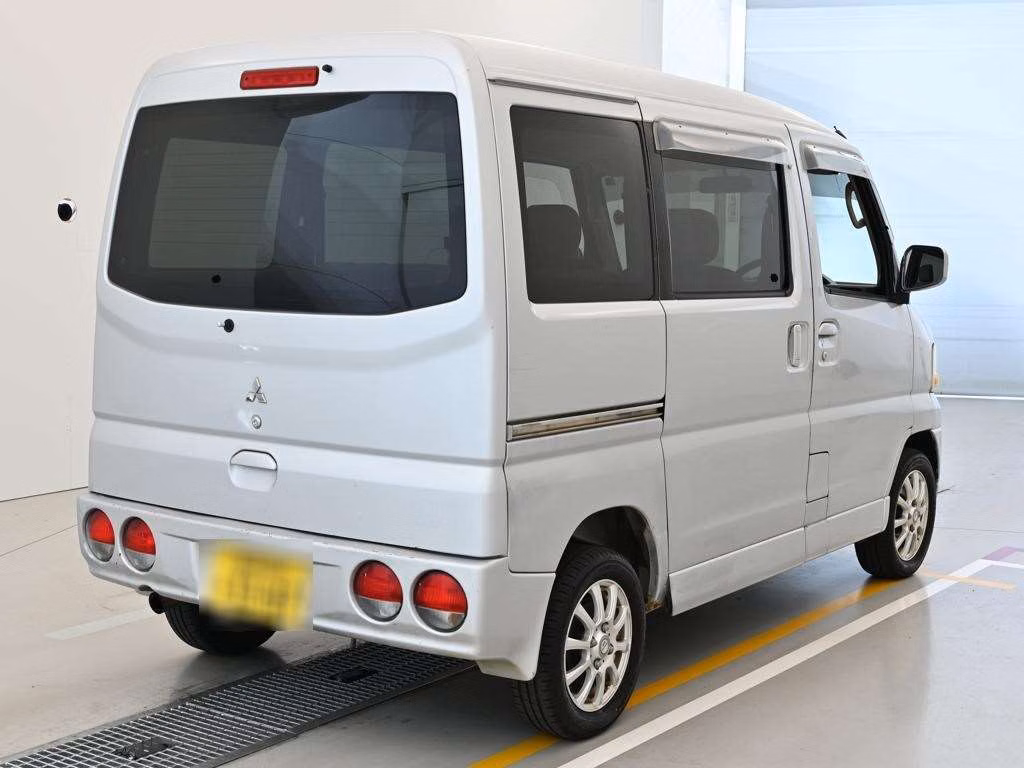 MITSUBISHI TOWN BOX