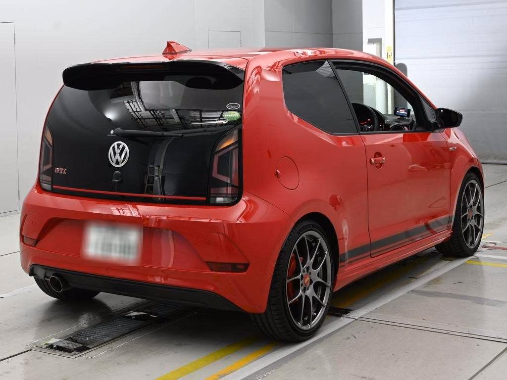 VOLKSWAGEN UP!