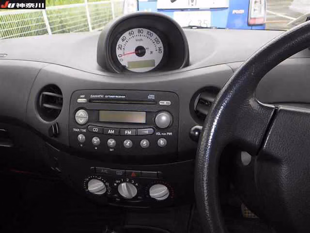 DAIHATSU ESSE