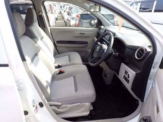 DAIHATSU BOON